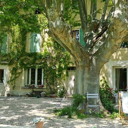 Mas De Karlotte Apartman Pernes-les-Fontaines Kültér fotó