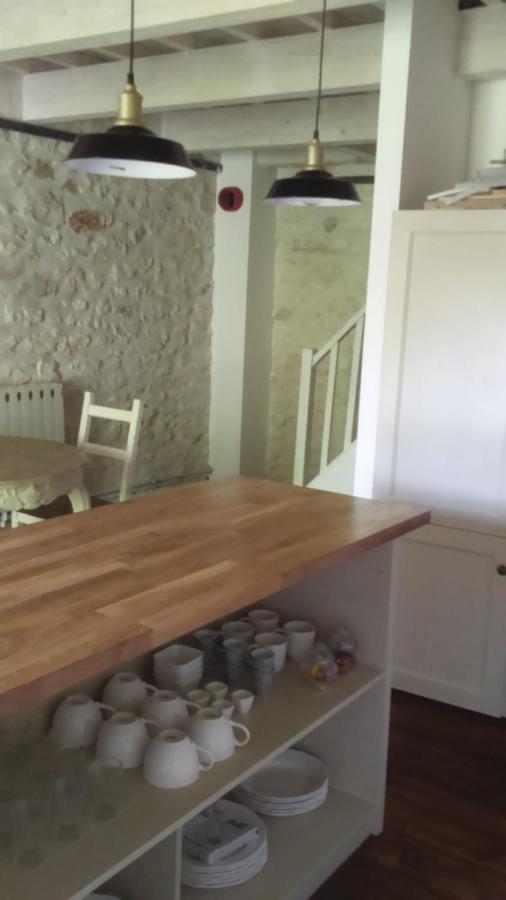 Mas De Karlotte Apartman Pernes-les-Fontaines Kültér fotó
