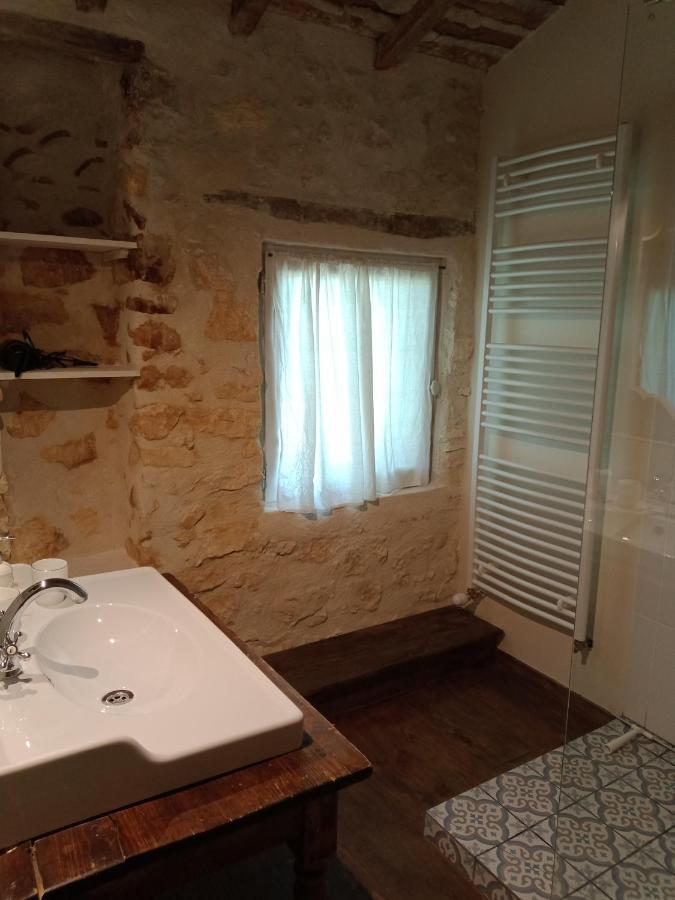 Mas De Karlotte Apartman Pernes-les-Fontaines Kültér fotó