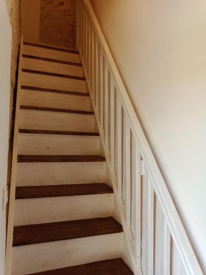 Mas De Karlotte Apartman Pernes-les-Fontaines Kültér fotó